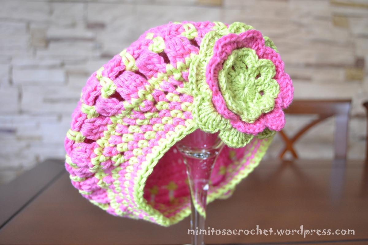 Boina con flor a Crochet – Mimitos Crochet